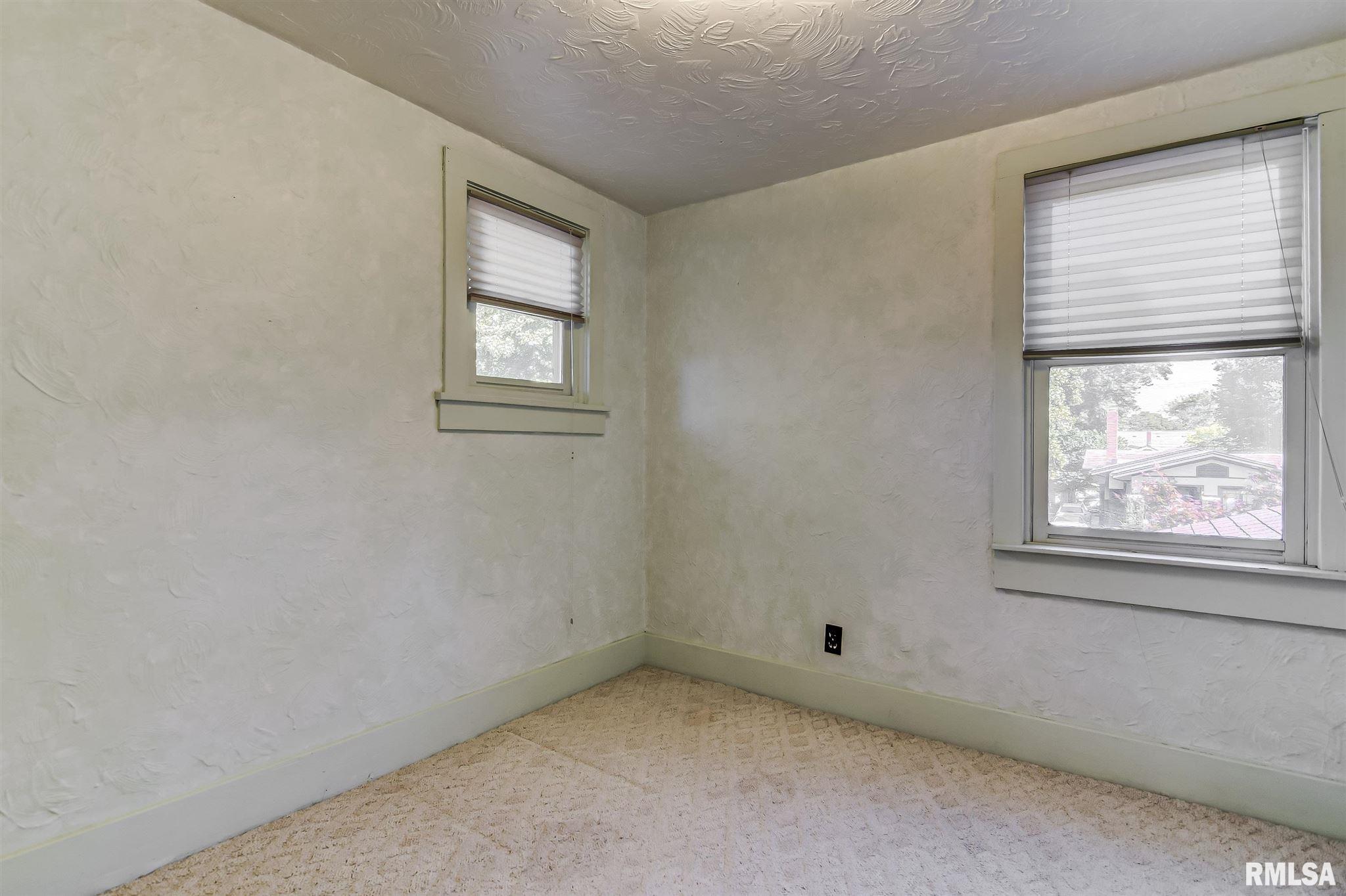 2033 South 4th Street Springfield, IL 62703 - Photo 25 of 35