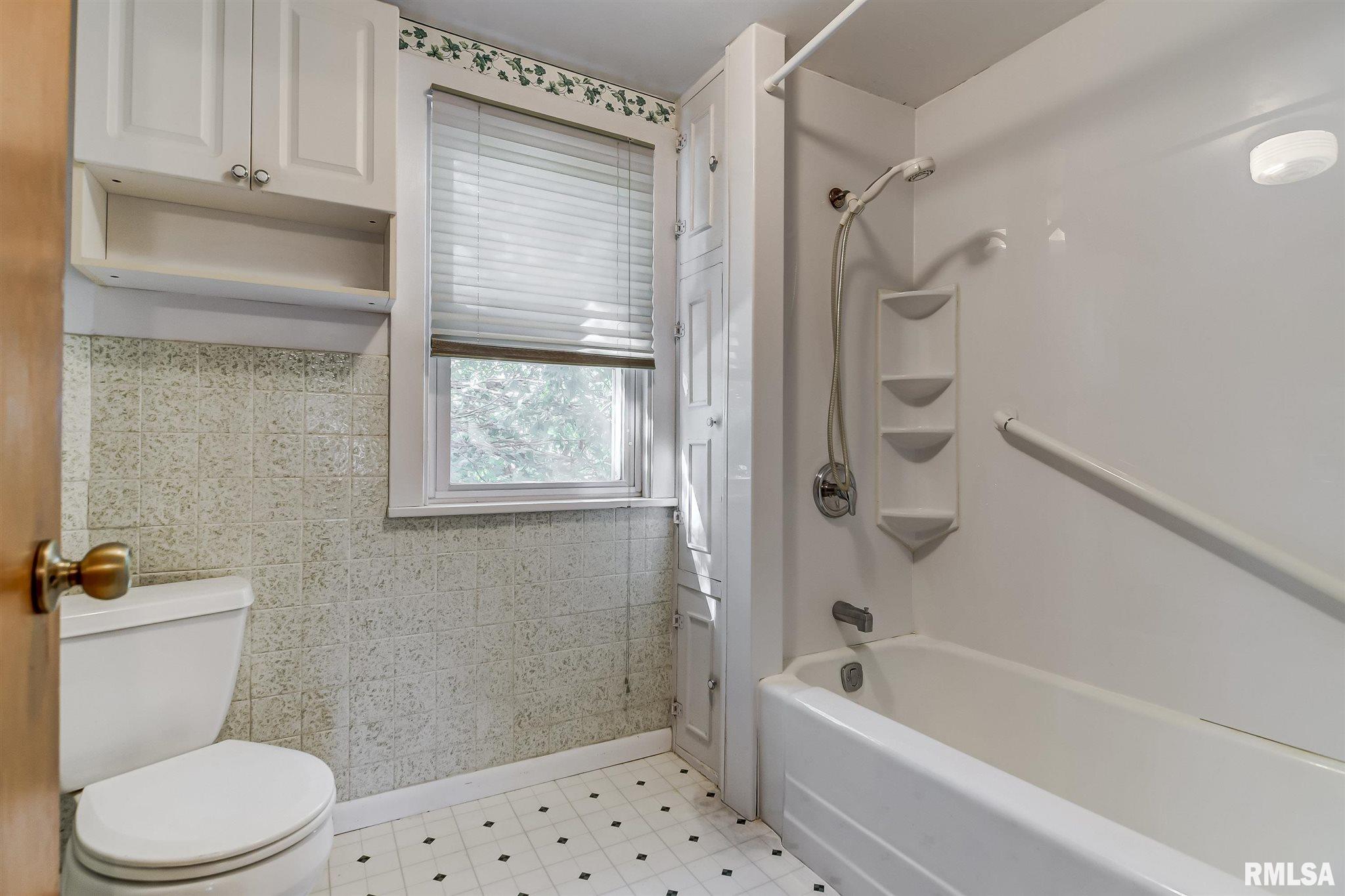 2033 South 4th Street Springfield, IL 62703 - Photo 26 of 35