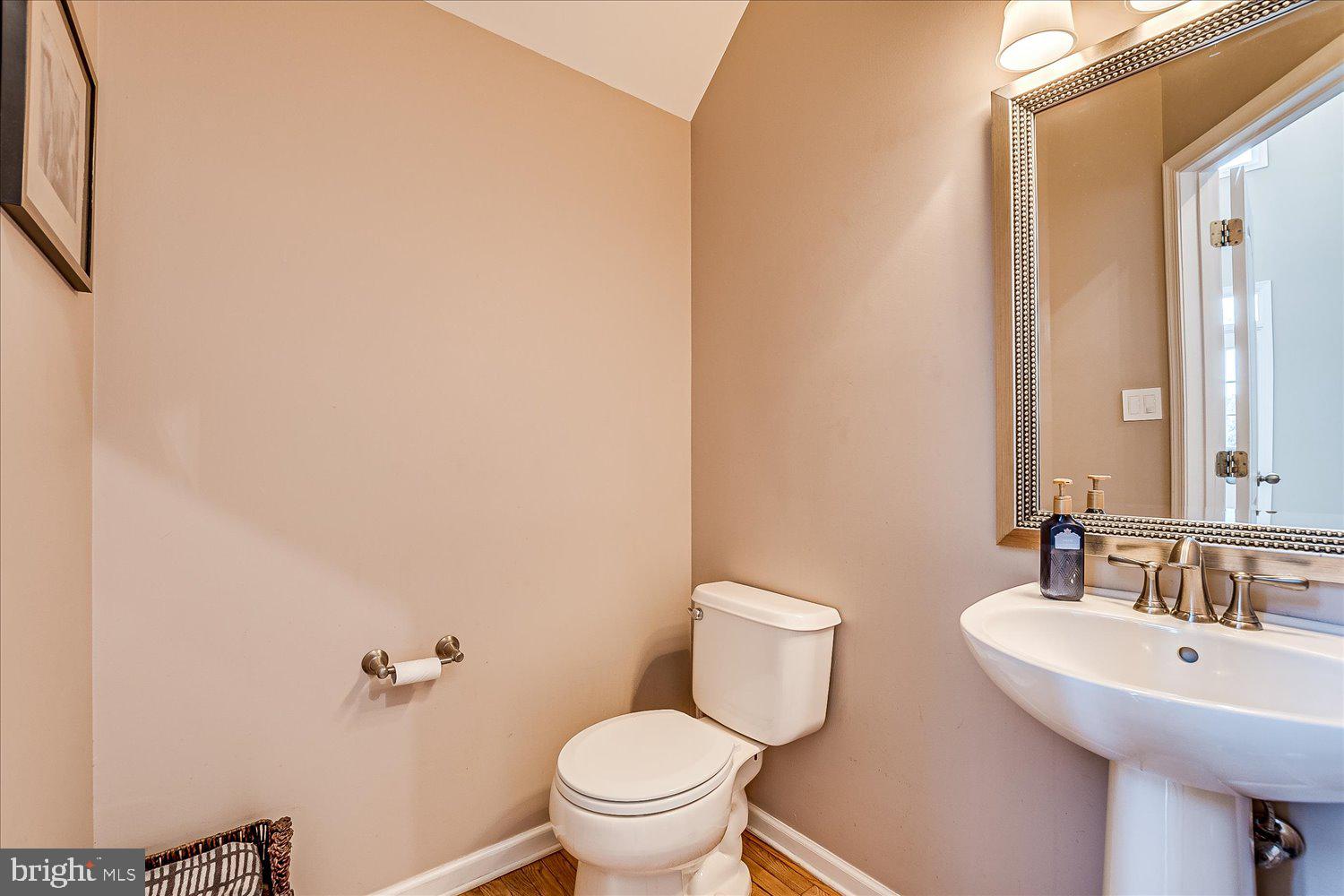 30 Witmer Way Robbinsville, NJ 08691 - Photo 36 of 48 a bathroom with a sink and a toilet