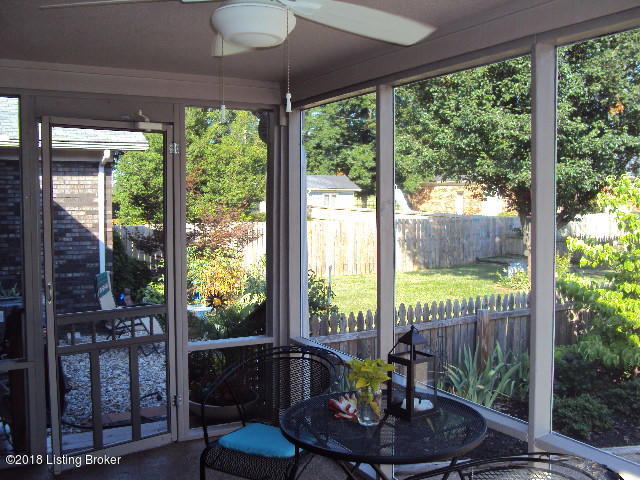 9115 Blowing Tree Road Louisville, KY 40220 - Photo 15 of 81 DSC04002
