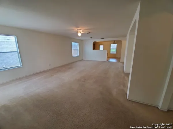$1,750 | 25714 Gold Yarrow, San Antonio, TX 78260