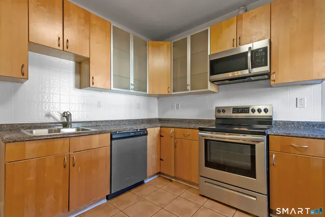 $449,900 | 248 Salem Street, Bridgeport, CT 06606