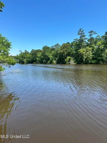 $570,000 | 4019 Fox Run Cove, D'Iberville, MS 39540