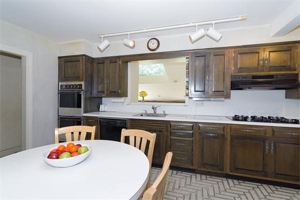 64 Evelyn Road Newton, MA 02468 - Photo 6 of 30 Gallery Image 6