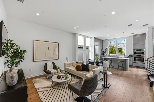 $1,400,000 | 2512 Watkins Way, Austin, TX 78746