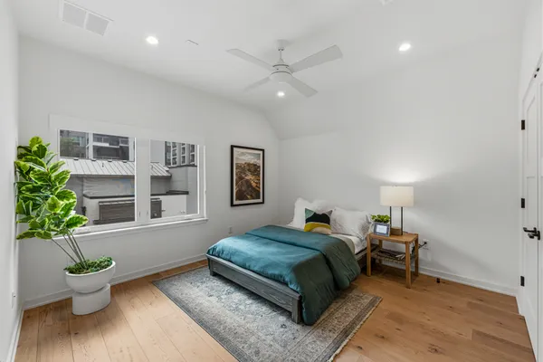 $1,400,000 | 2512 Watkins Way, Austin, TX 78746