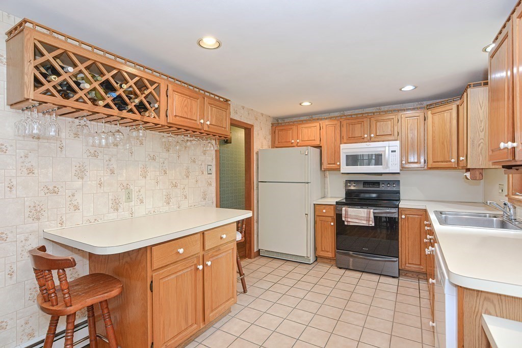 279 Great Road Maynard, MA 01754 - Photo 9 of 36 Gallery Image 9