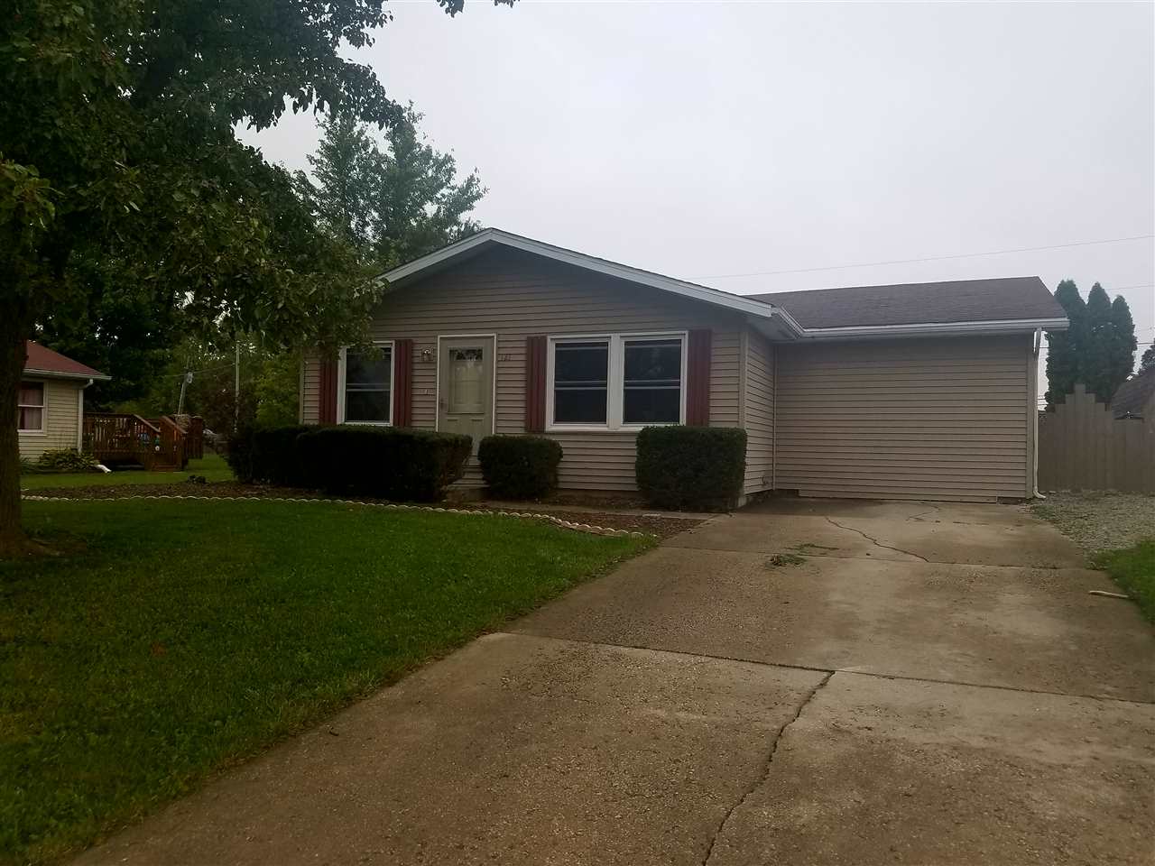 121 Fremont Lane Decatur, IN 46733 - Photo 1 of 19