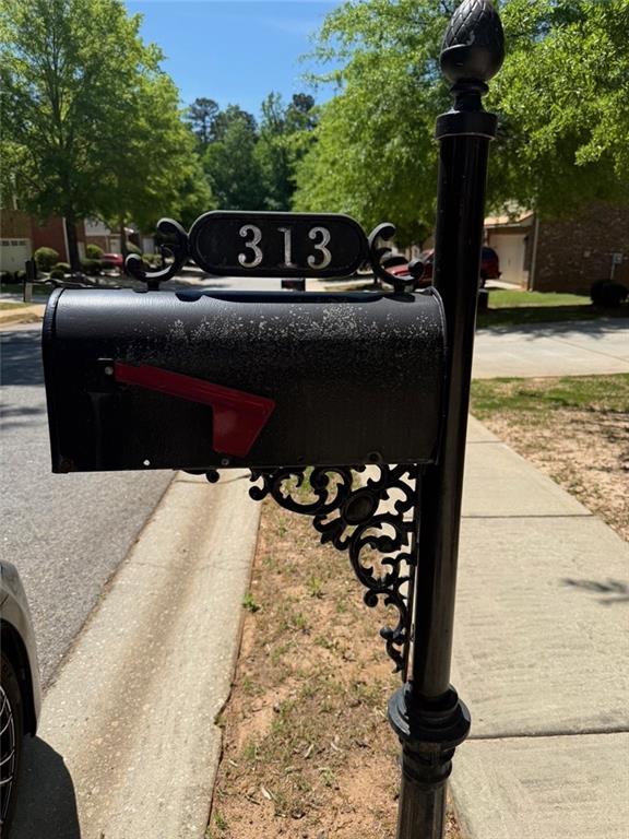 313 Clover Brook Drive Locust Grove, GA 30248 - Photo 2 of 26