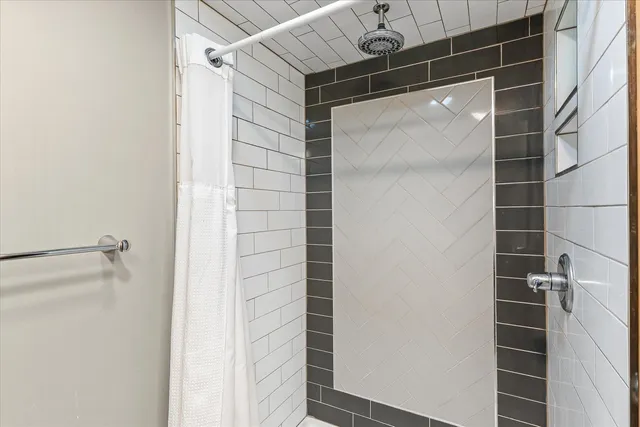 $689,000 | 2012 Byrnebruk Drive, Champaign, IL 61822