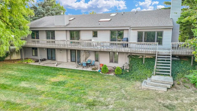 $689,000 | 2012 Byrnebruk Drive, Champaign, IL 61822