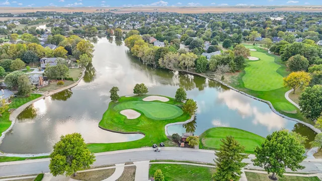 $689,000 | 2012 Byrnebruk Drive, Champaign, IL 61822