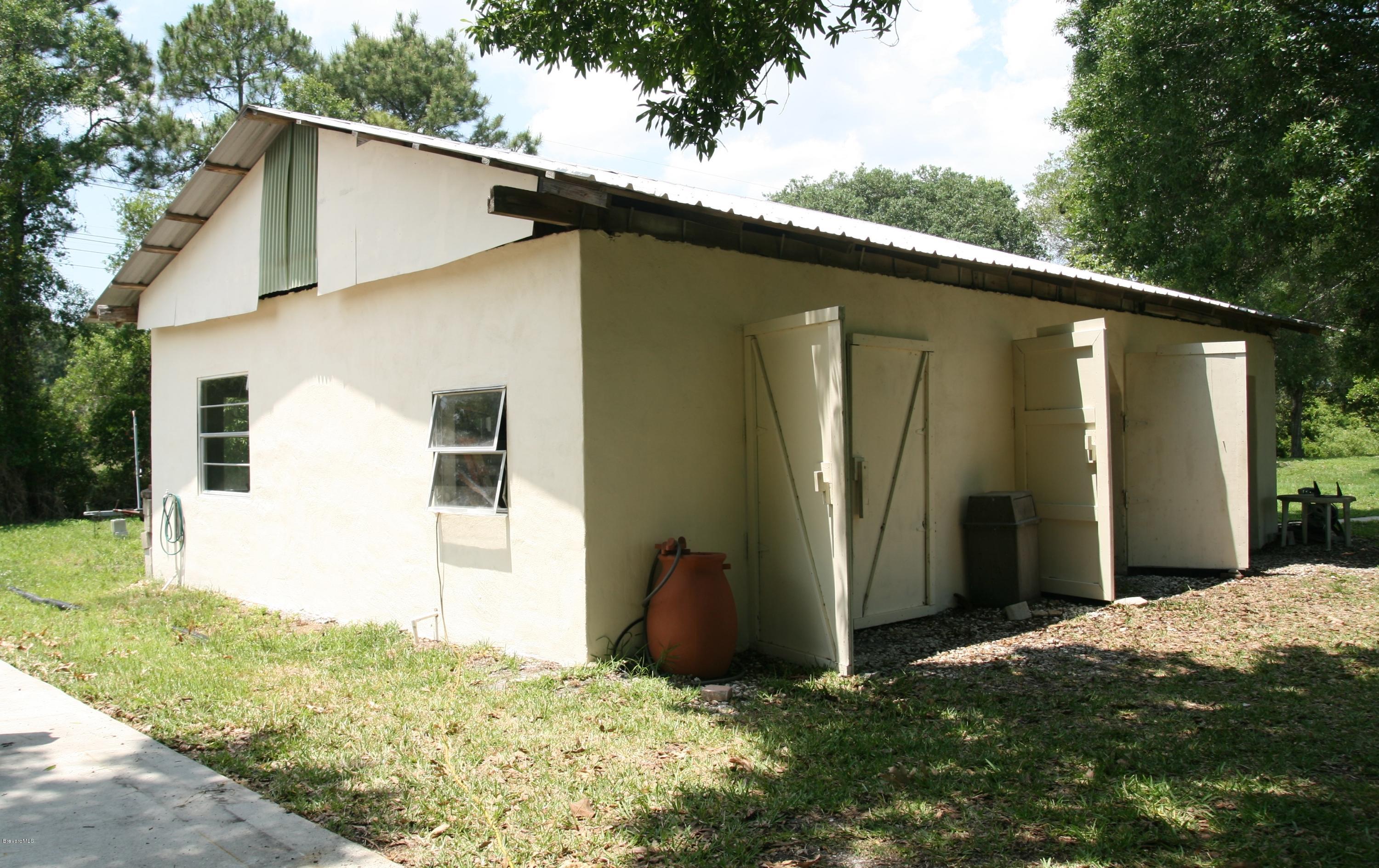 4303 Rayburn Road Cocoa, FL 32926 - Photo 17 of 26 barn-workshop
