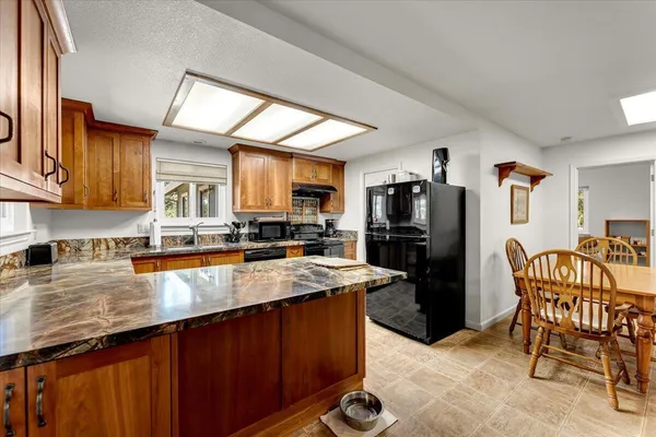 $365,000 | 19425 Bonanza King Drive, Cottonwood, CA 96022