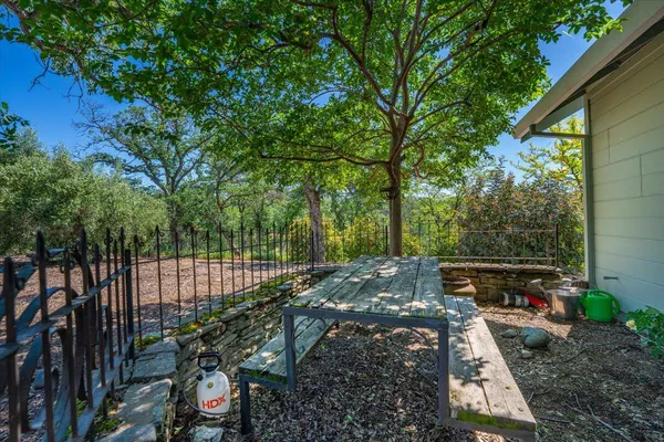 $365,000 | 19425 Bonanza King Drive, Cottonwood, CA 96022