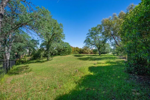 $365,000 | 19425 Bonanza King Drive, Cottonwood, CA 96022