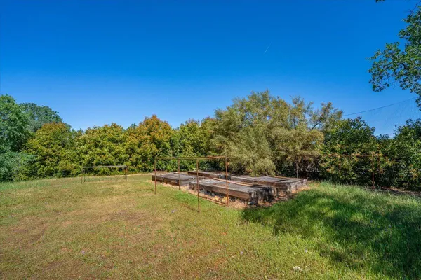 $365,000 | 19425 Bonanza King Drive, Cottonwood, CA 96022