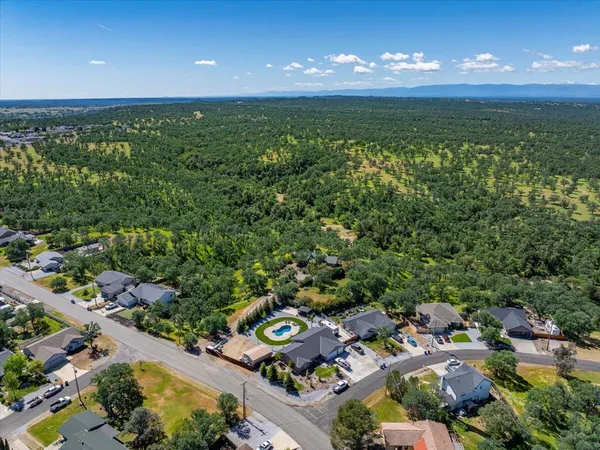 $365,000 | 19425 Bonanza King Drive, Cottonwood, CA 96022