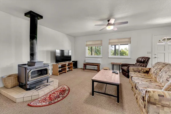 $365,000 | 19425 Bonanza King Drive, Cottonwood, CA 96022