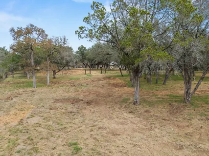 $600,000 | 122 Winding Creek Road, Spicewood, TX 78669