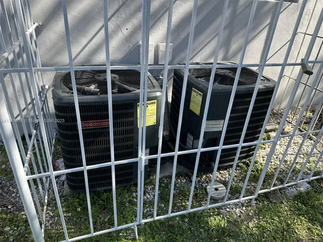 $1,690,000 | 6101 Garfield Street, Hollywood, FL 33024