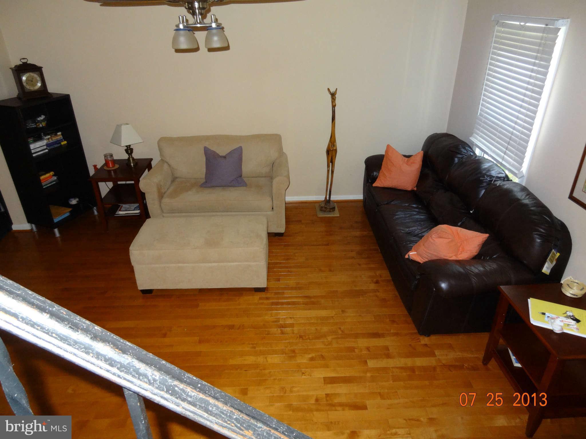 9233 Hood Road Manassas, VA 20110 - Photo 19 of 23 Family Room