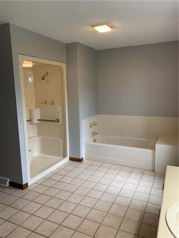 187 Monkey Wrench Road Irwin, PA 15642 - Photo 11 of 22