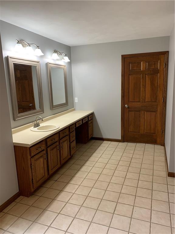 187 Monkey Wrench Road Irwin, PA 15642 - Photo 12 of 22