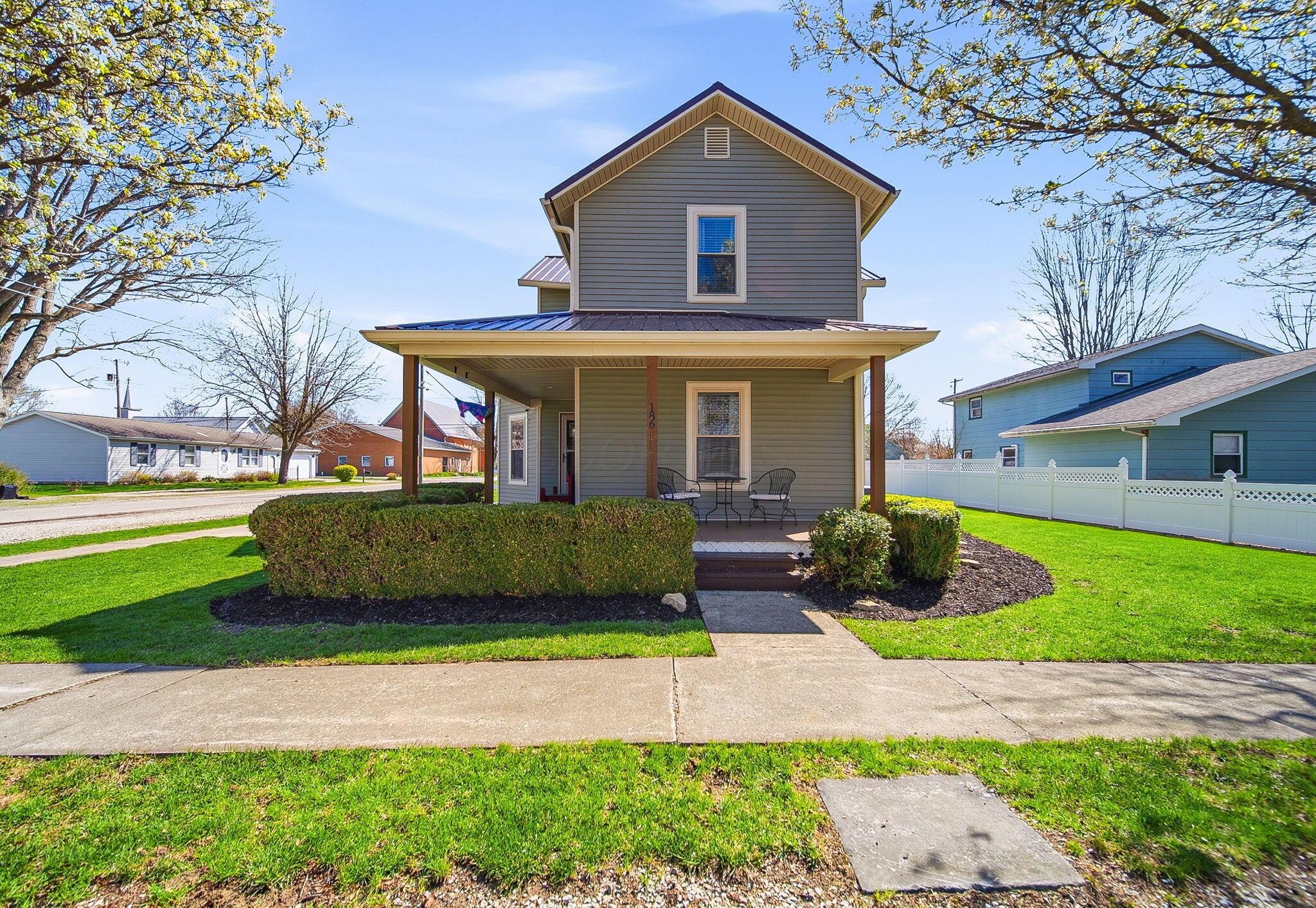1-web-or-mls-G.C. - 186 N Front St, La R