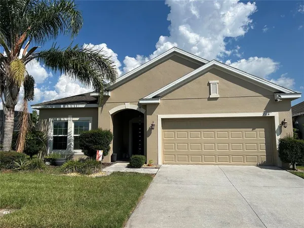 front view of house with a yard