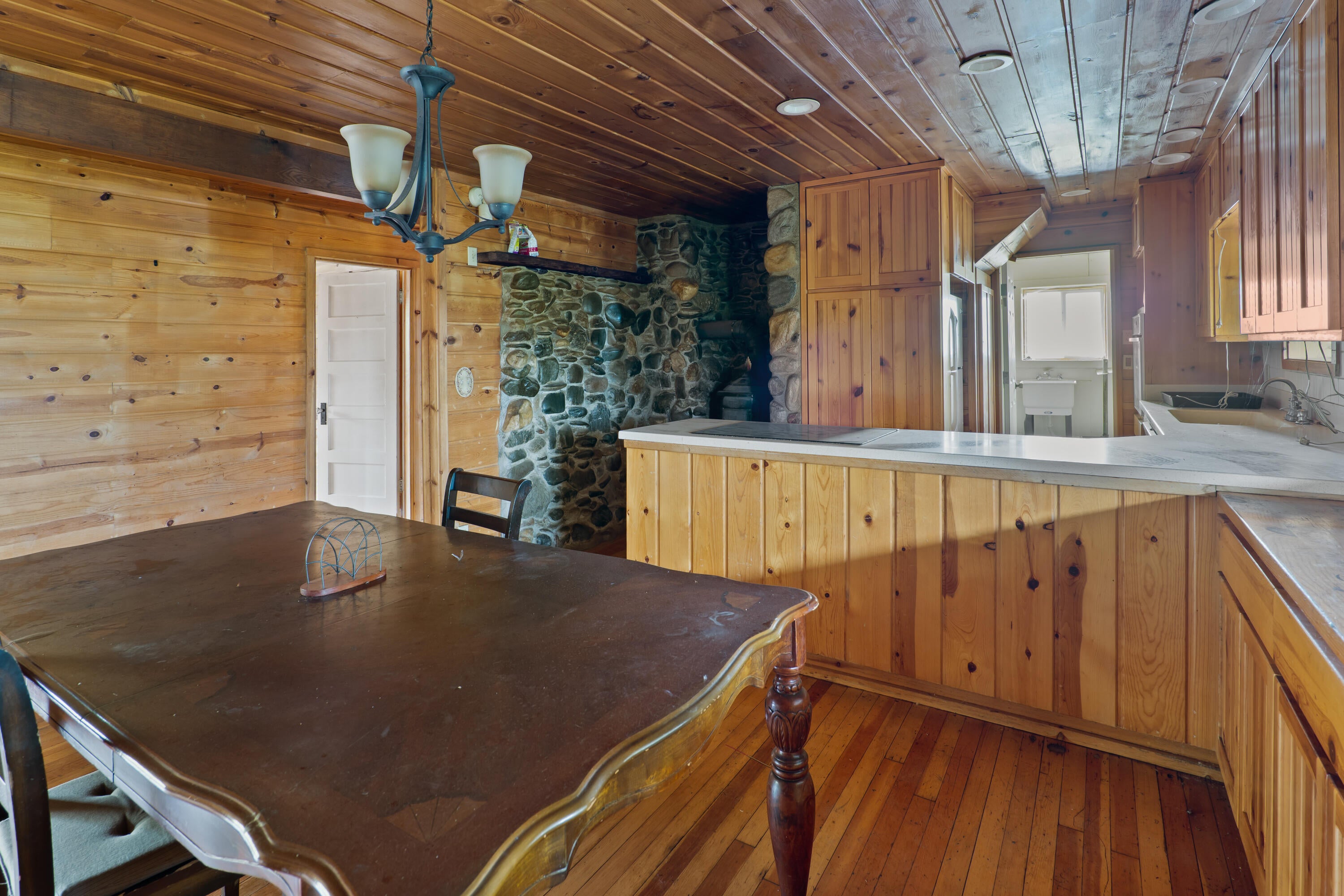 3017 Boomer Hill Road Myrtle Creek, OR 97457 - Photo 37 of 53 3017 Boomer Hill Rd - Interior-5