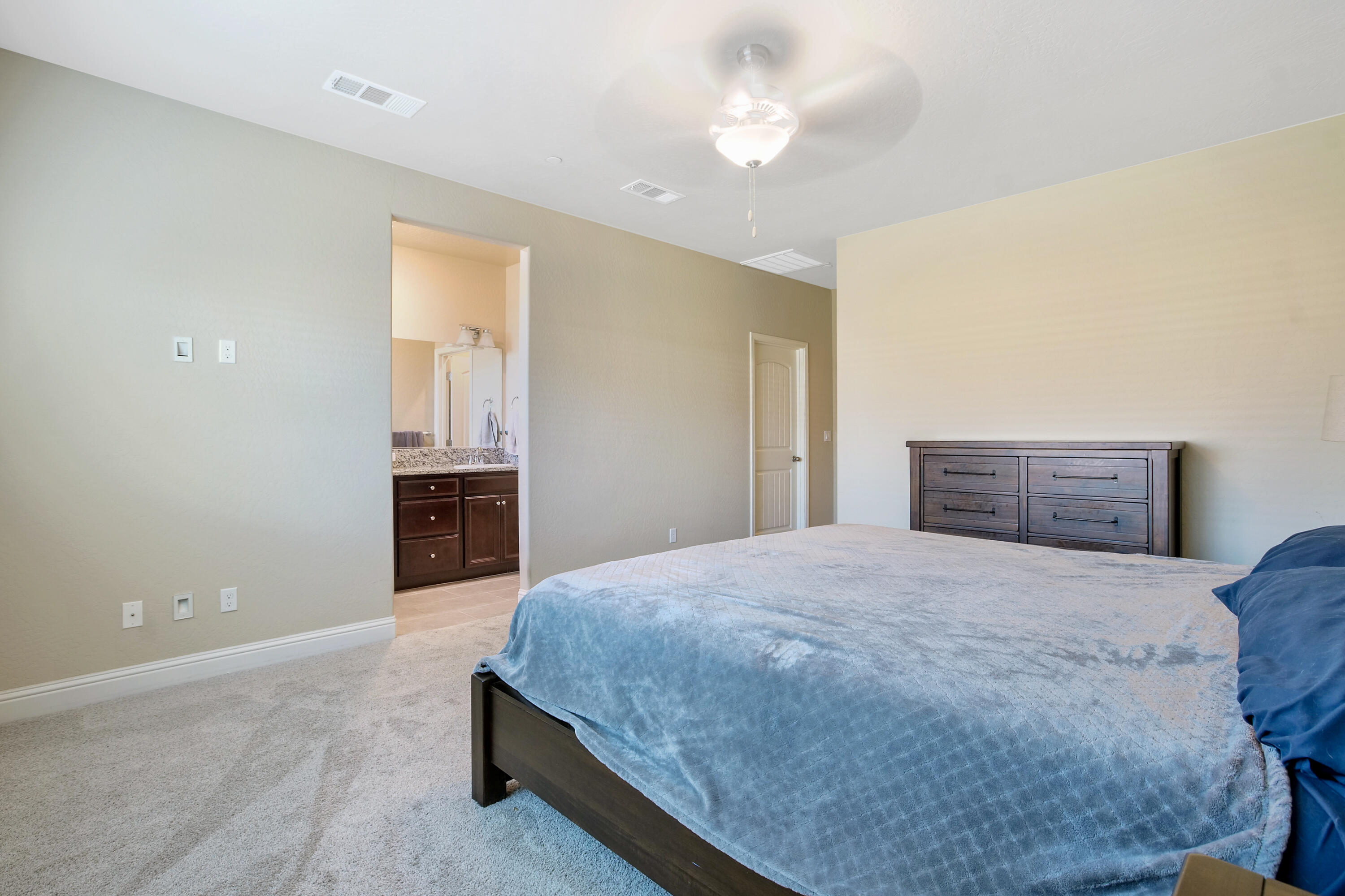 636 Strada Street Lemoore, CA 93245 - Photo 22 of 32 P1136373