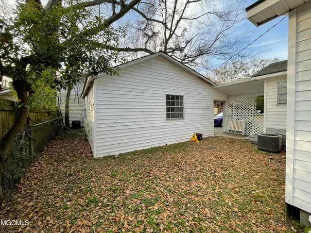 $1,300 | 1409 Roosevelt Street, Pascagoula, MS 39567