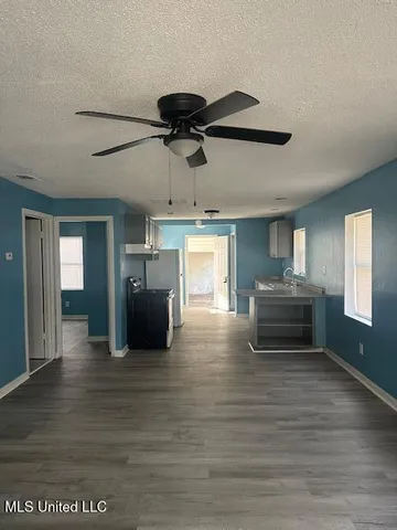 $1,300 | 1409 Roosevelt Street, Pascagoula, MS 39567