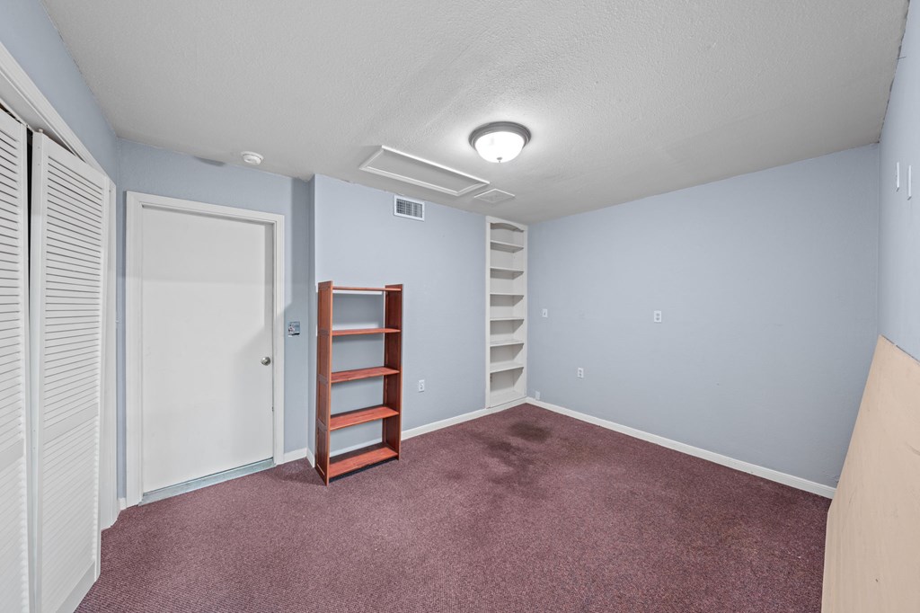 1209 Park Street Kerrville, TX 78028 - Photo 24 of 28 a view of an empty room with closet area