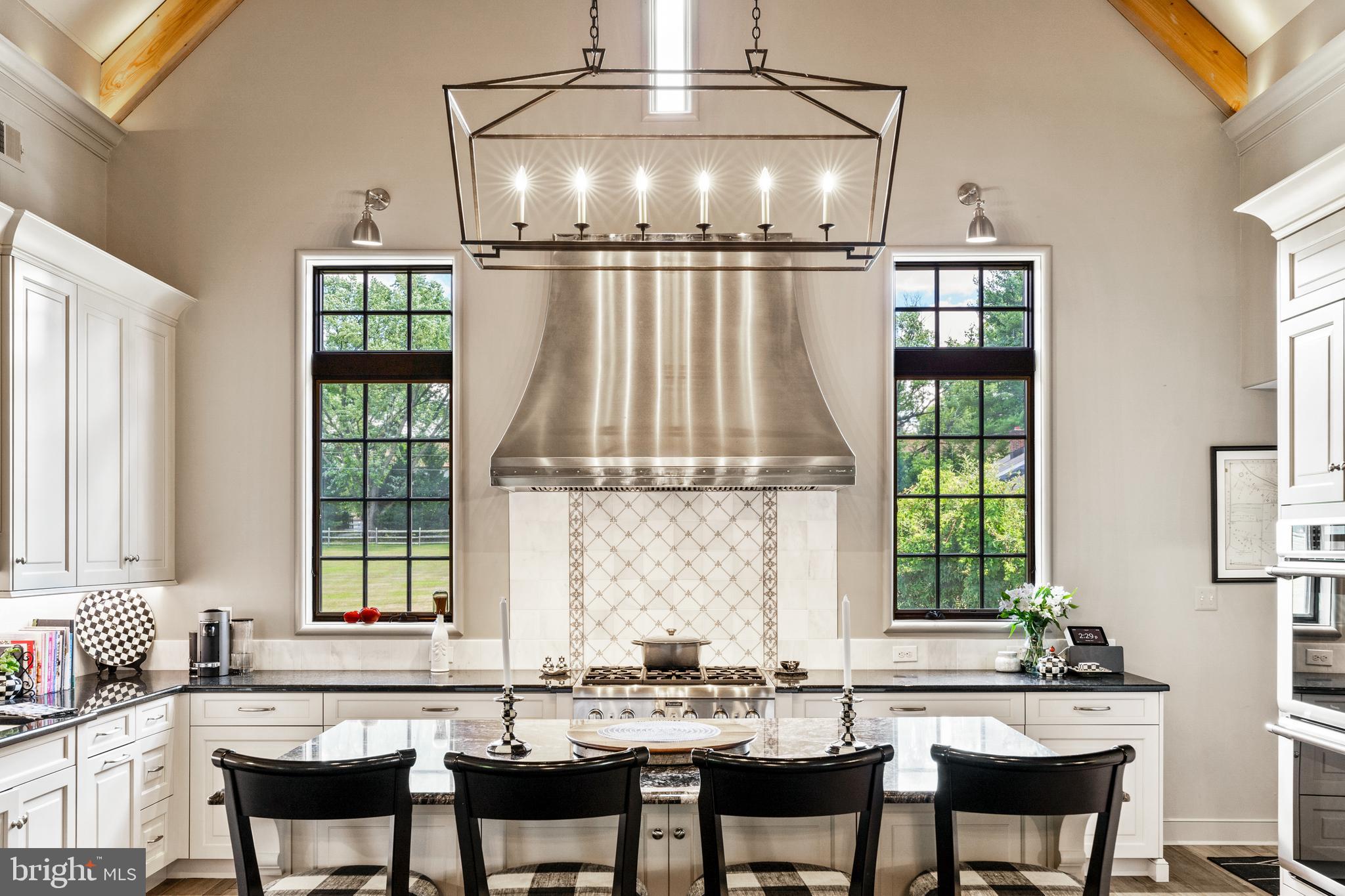 617 Sugartown Road Malvern, PA 19355 - Photo 9 of 34