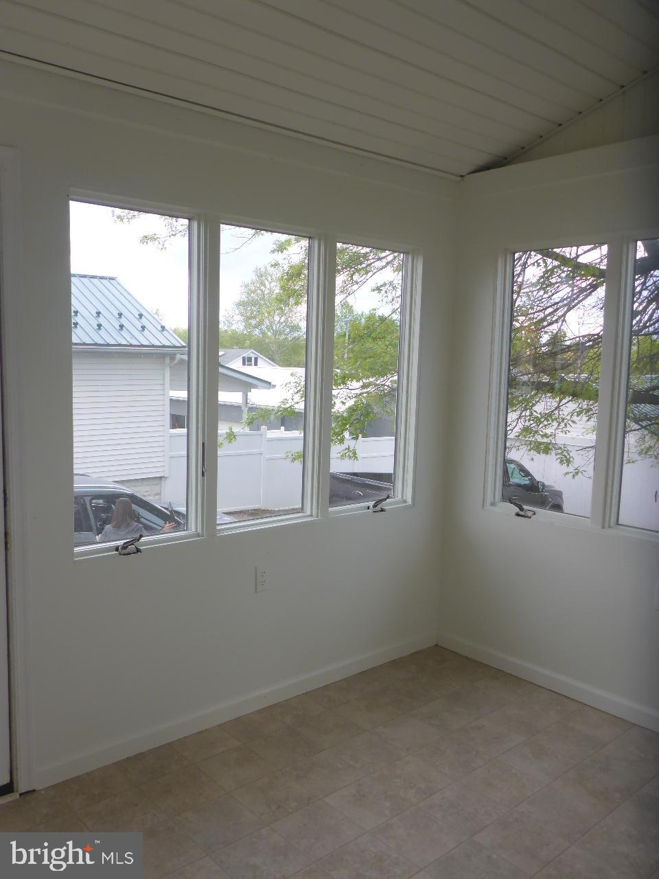 12 Mount Street Rising Sun, MD 21911 - Photo 17 of 32 Sun Room