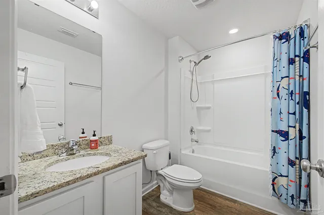 $313,000 | 7558 Oak Lake Boulevard, Pensacola, FL 32526