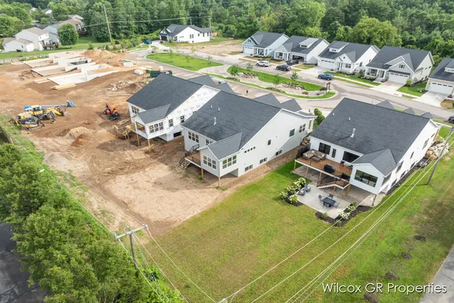 $883,795 | 7713 Fase Street Southeast, Unit LOT 13, Ada, MI 49301