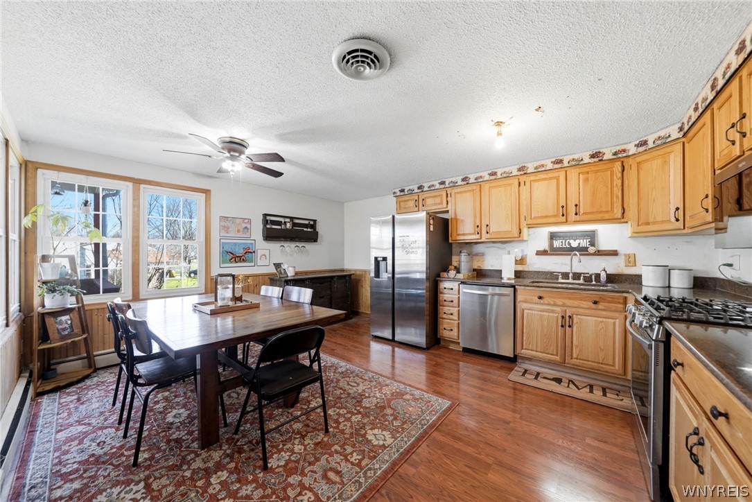 4528 Roundtree Road Hamburg, NY 14075 - Photo 12 of 50