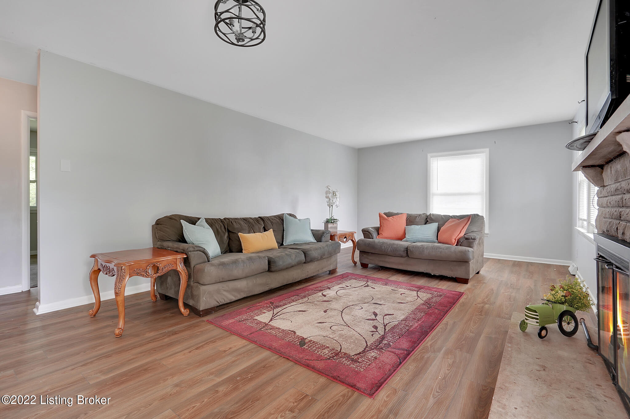 360 North Property Road New Castle, KY 40050 - Photo 8 of 41 9 DSC00506