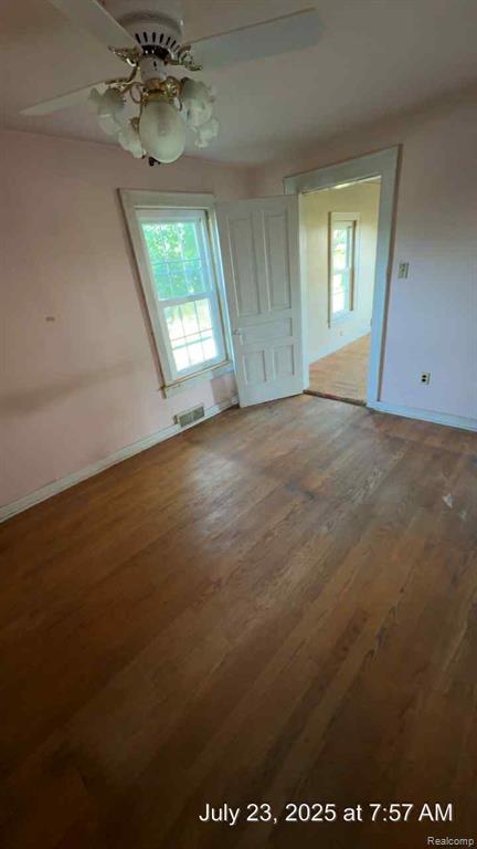 10525 West Pierson Road Flushing, MI 48433 - Photo 12 of 17