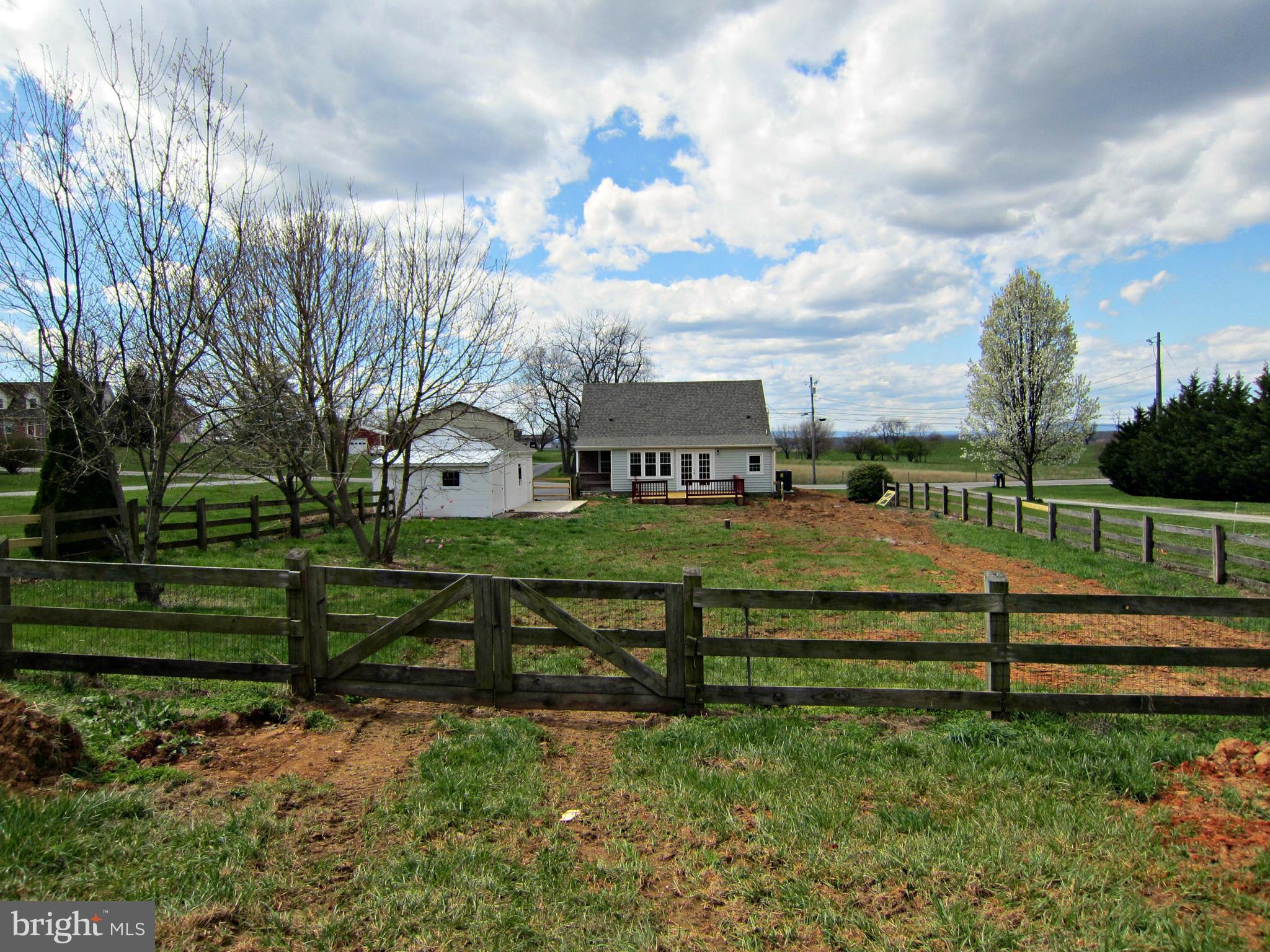 8015 Mapleville Road Boonsboro, MD 21713 - Photo 20 of 22 Part of the large 1 acre lot is fenced.