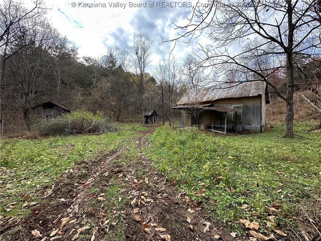 621 3 Mile Road Brohard, WV 26138 - Photo 28 of 48 Gallery Image 28