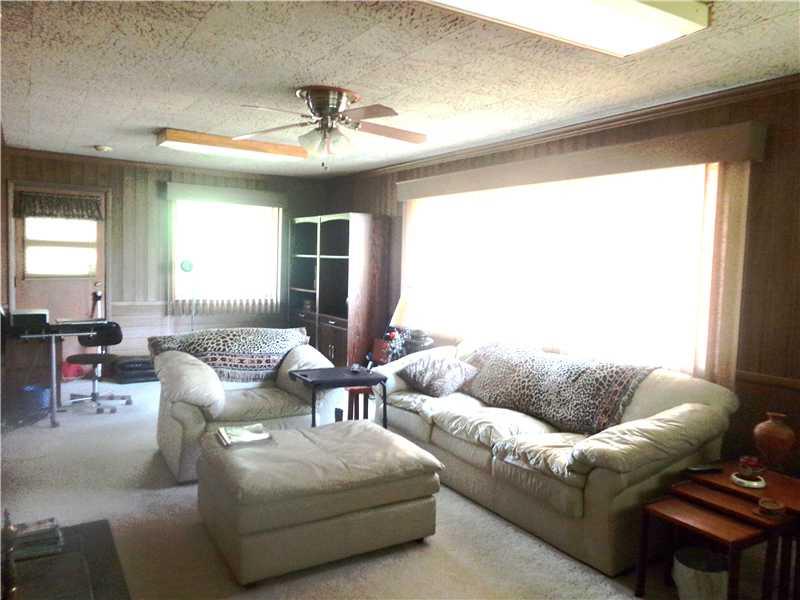 4704 Radnor Road Indianapolis, IN 46226 - Photo 7 of 24 Gallery Image 7