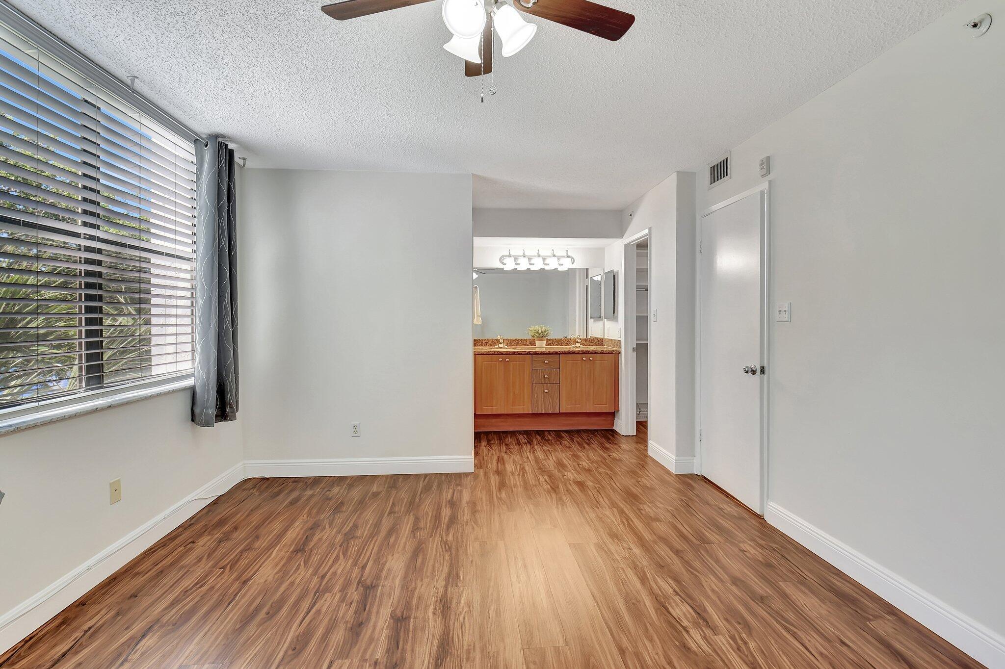 820 Lavers Circle, Unit G402 Delray Beach, FL 33444 - Photo 3 of 28 820 LAVERS CIRCEL #G402