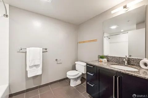$799,000 | 1001 46th Street, Unit 322, Emeryville, CA 94608