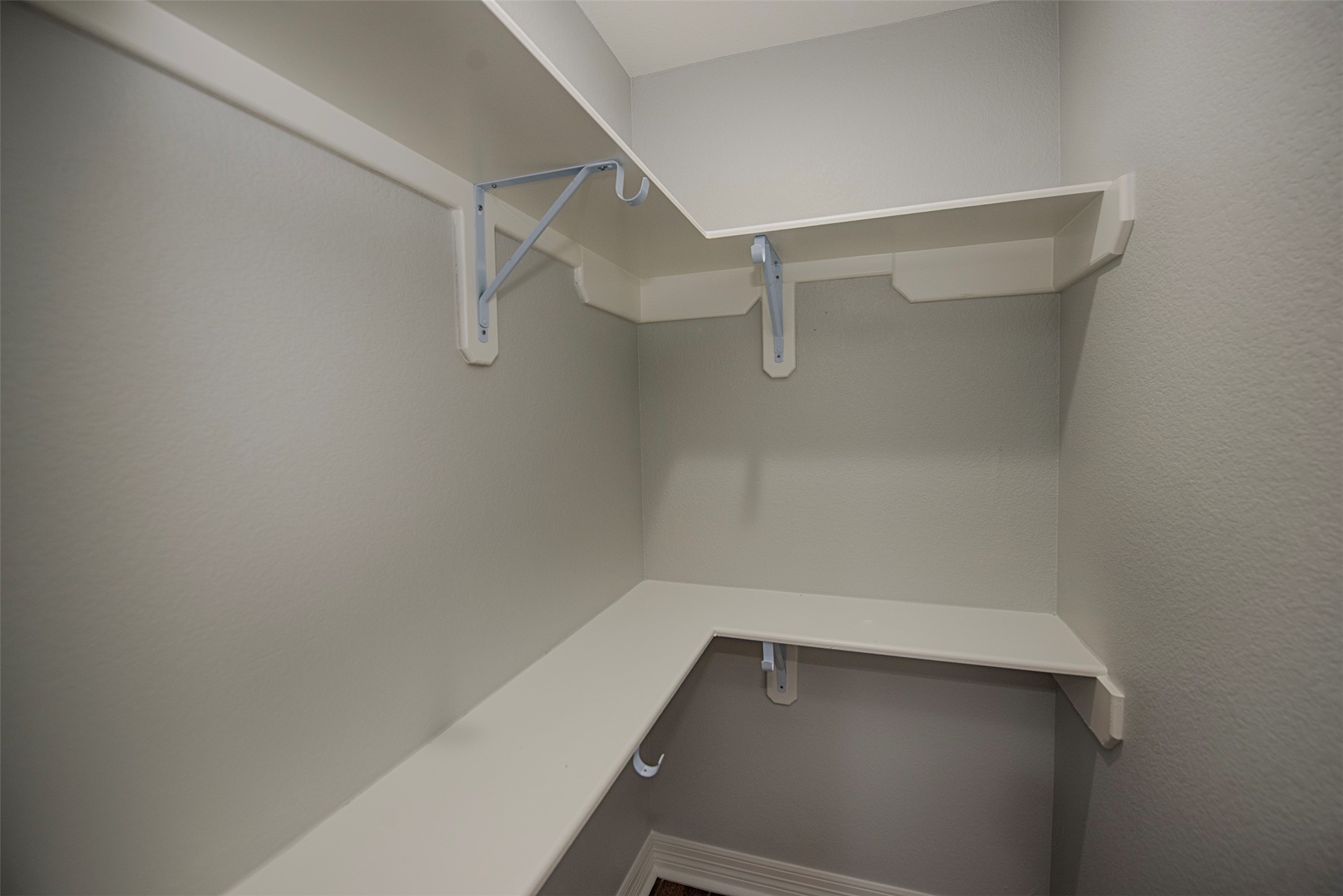 13235 Rampchester Lane Houston, TX 77015 - Photo 29 of 41 a view of small space