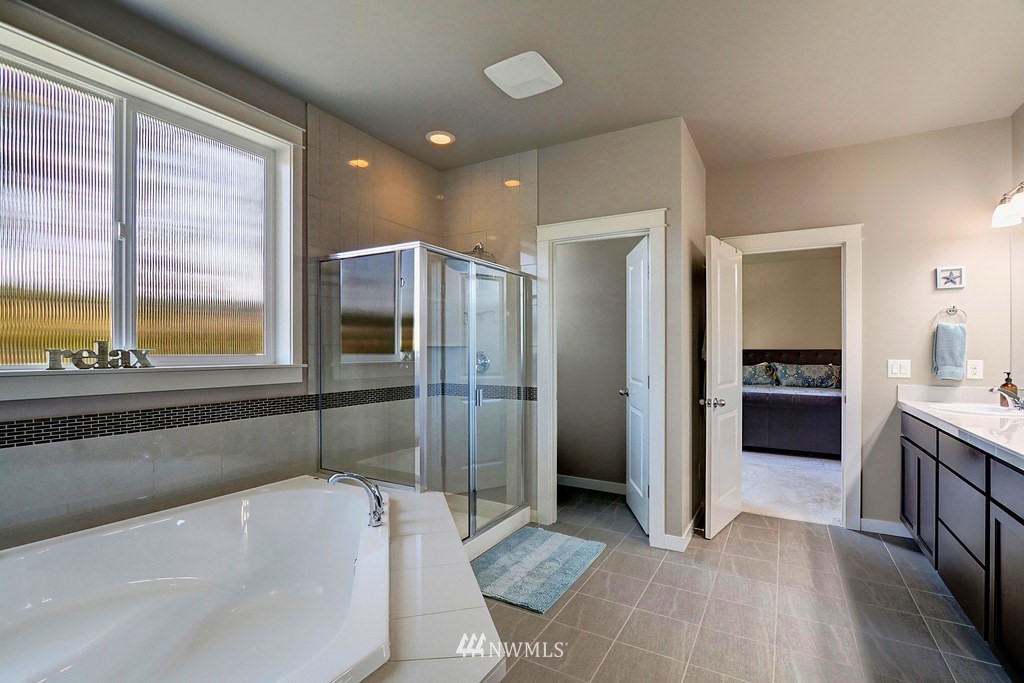 22025 38th Avenue Southeast Bothell, WA 98021 - Photo 16 of 25