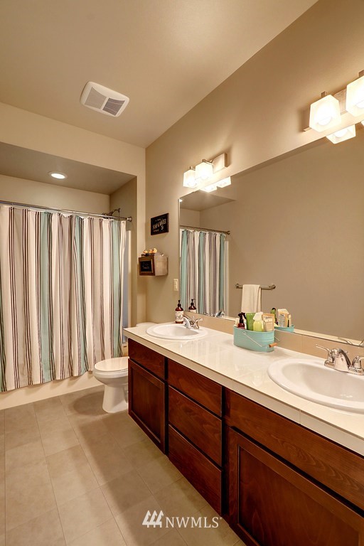 22025 38th Avenue Southeast Bothell, WA 98021 - Photo 21 of 25